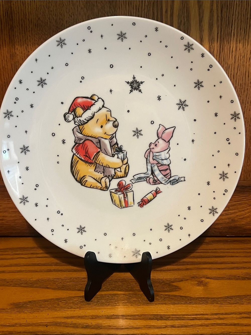 Winnie the Pooh Holiday Festive Dinner Plate - White with Red & Pink Accents